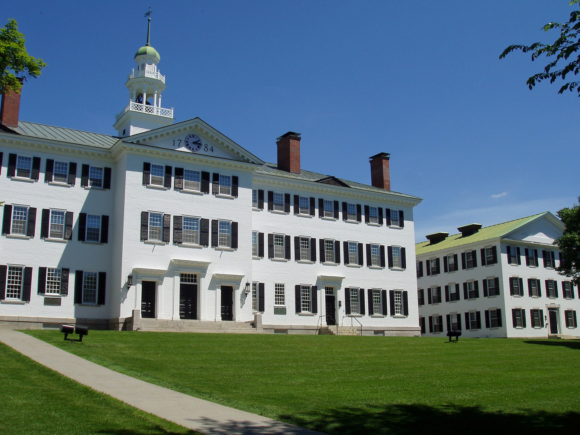 Dartmouth Hall